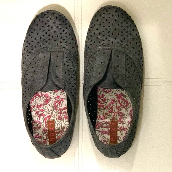 Roxy Shoes Size 8 - Picture 2 of 6